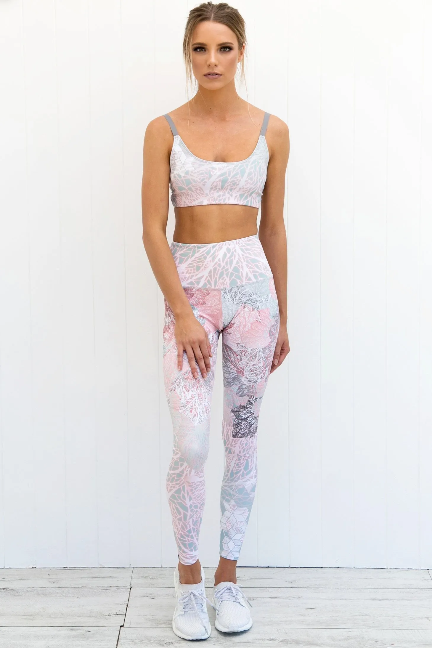 Delicate High Rise Leggings