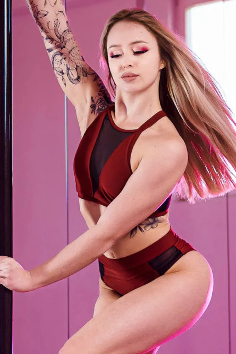 Dragonfly Victoria Sports Bra - Burgundy Mesh