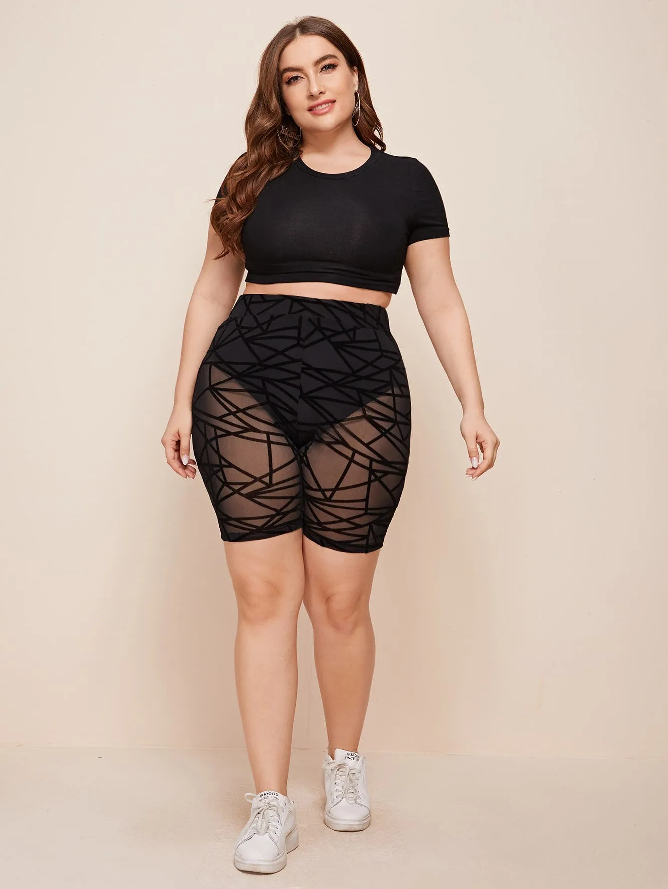 Geometric Sheer Short Plus Size Leggings