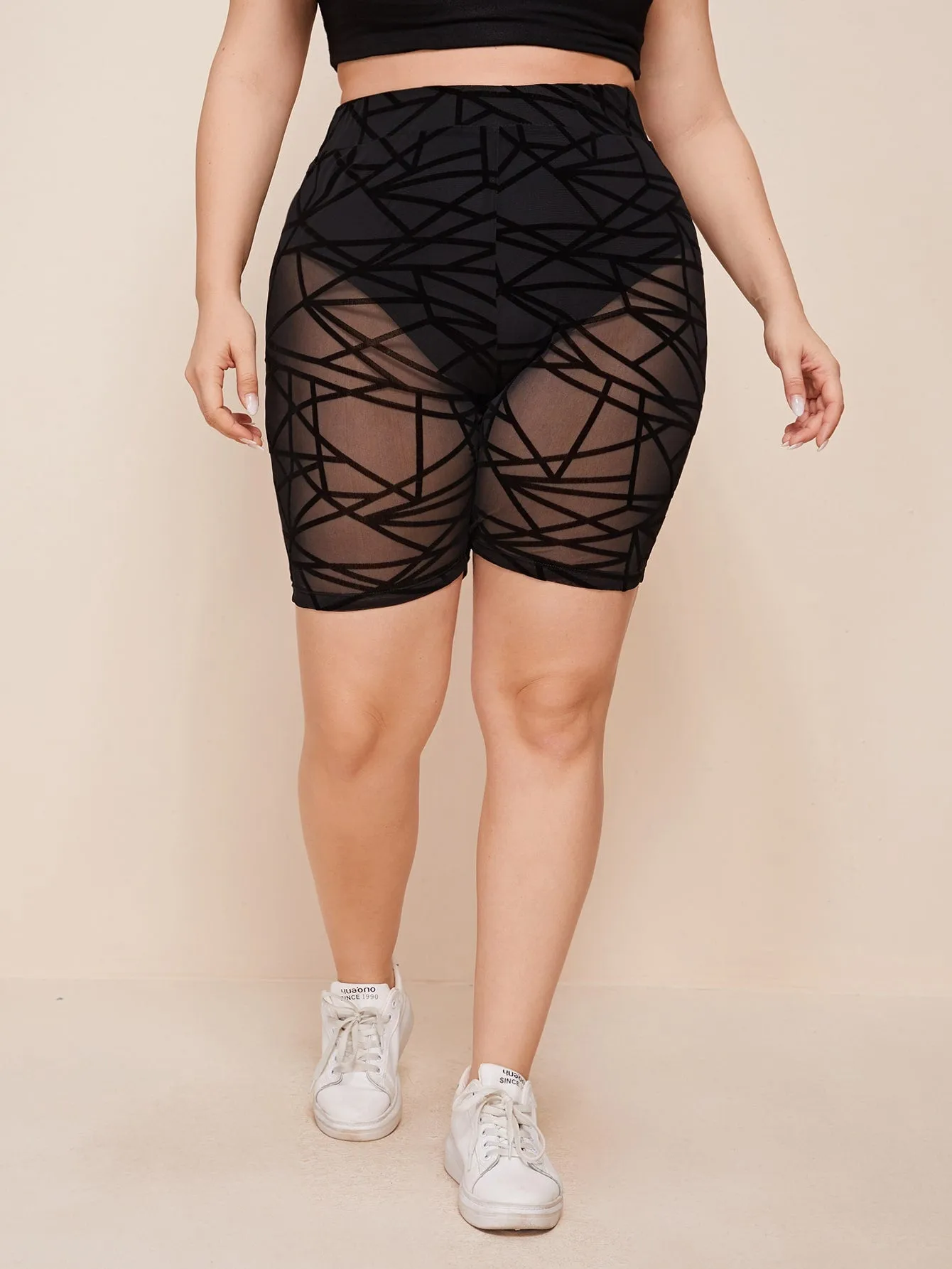 Geometric Sheer Short Plus Size Leggings