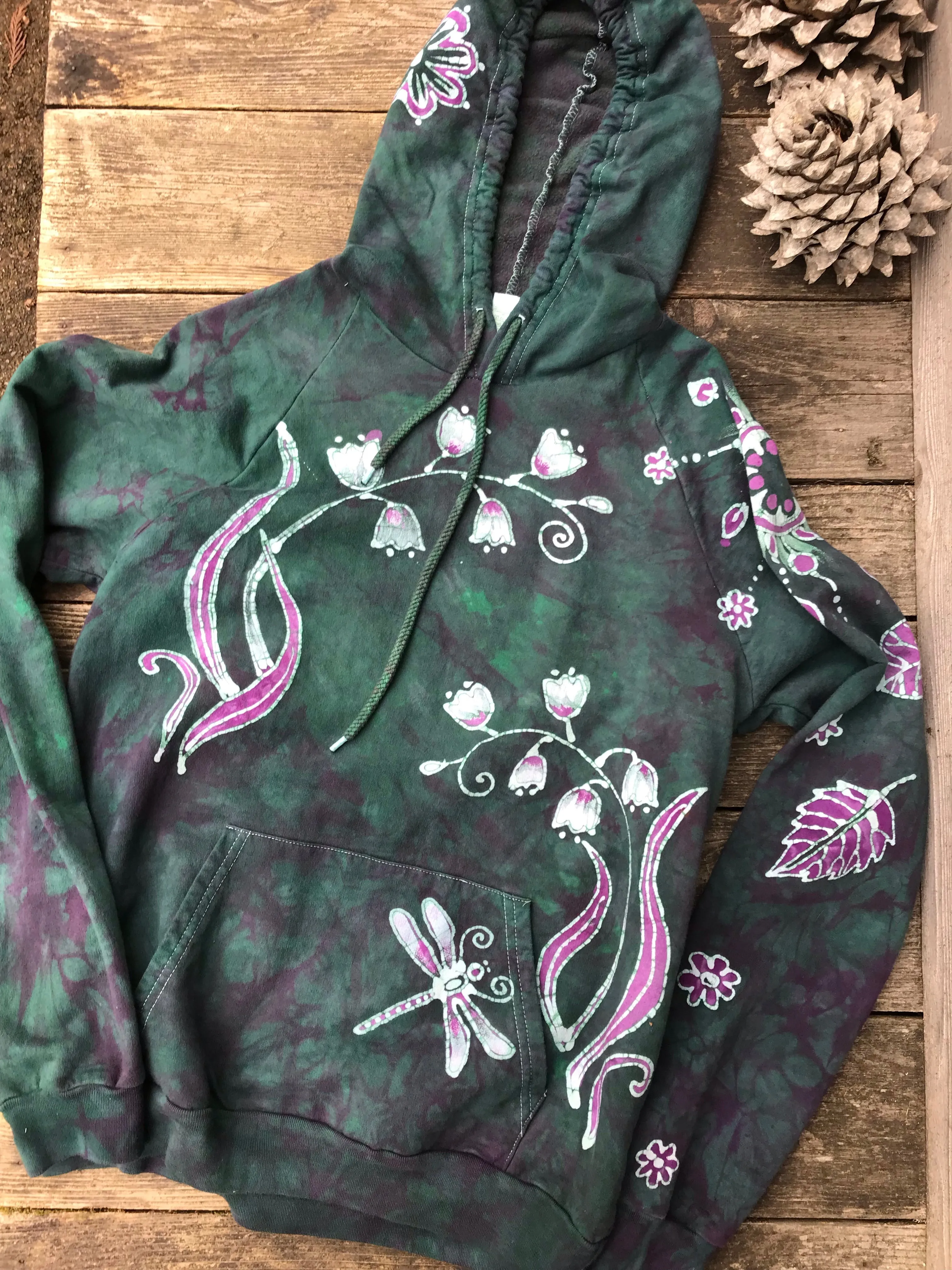 Green Valley Wildflowers Pullover Batik Hoodie in Organic Cotton - Size Medium