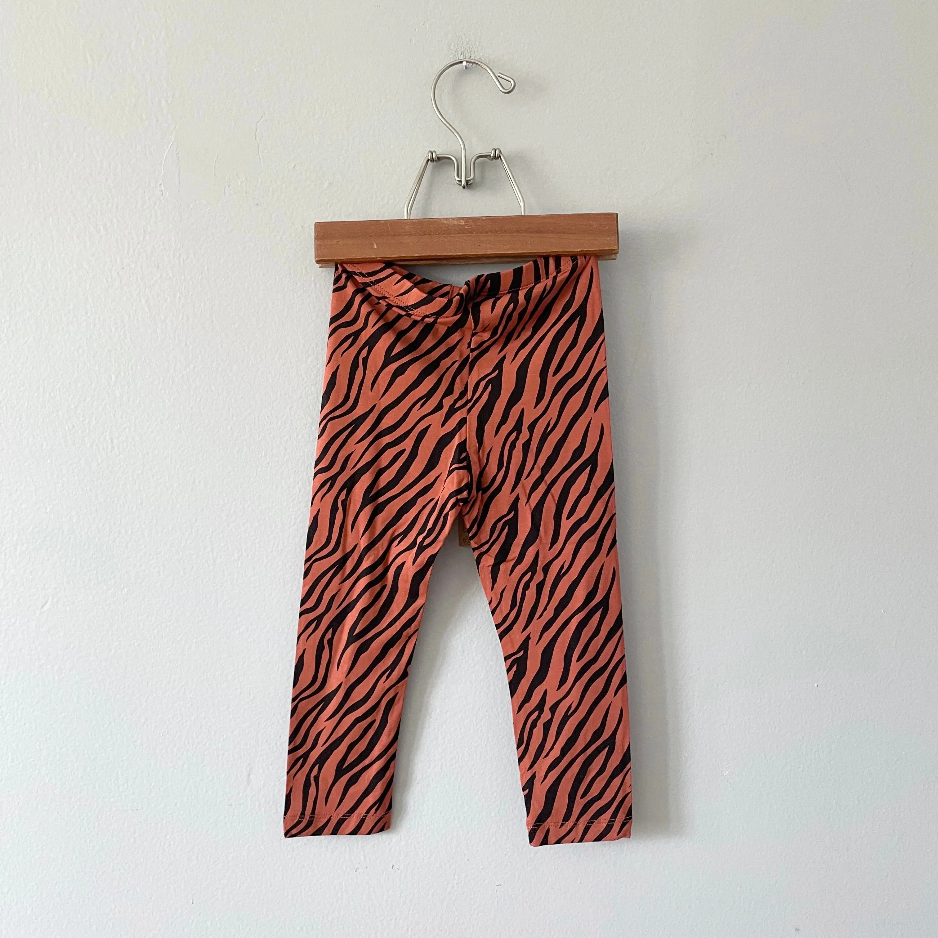 Kyte / Leggings in Rust Tiger / 2T