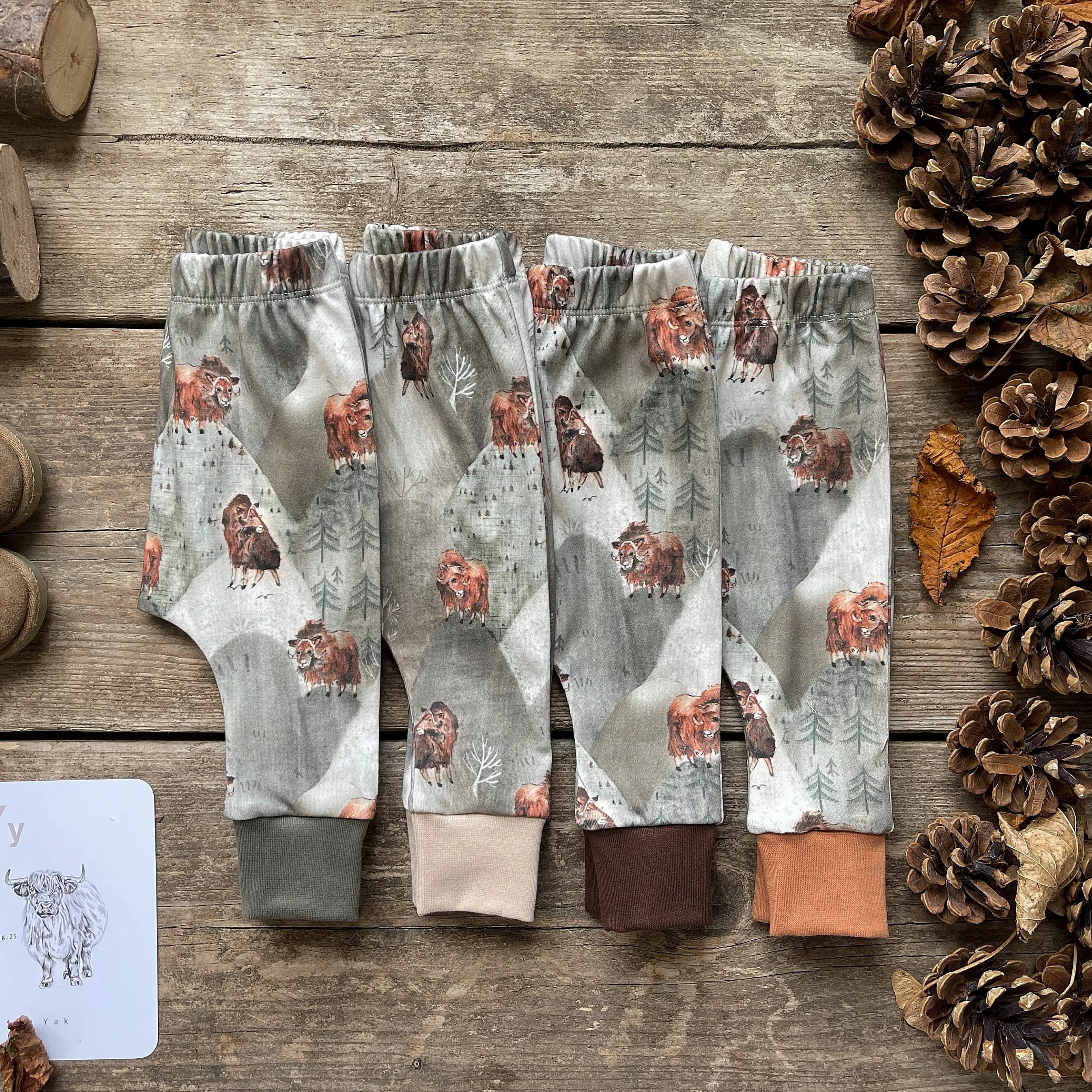 Mammal Mountain Harem Leggings | Ready To Post