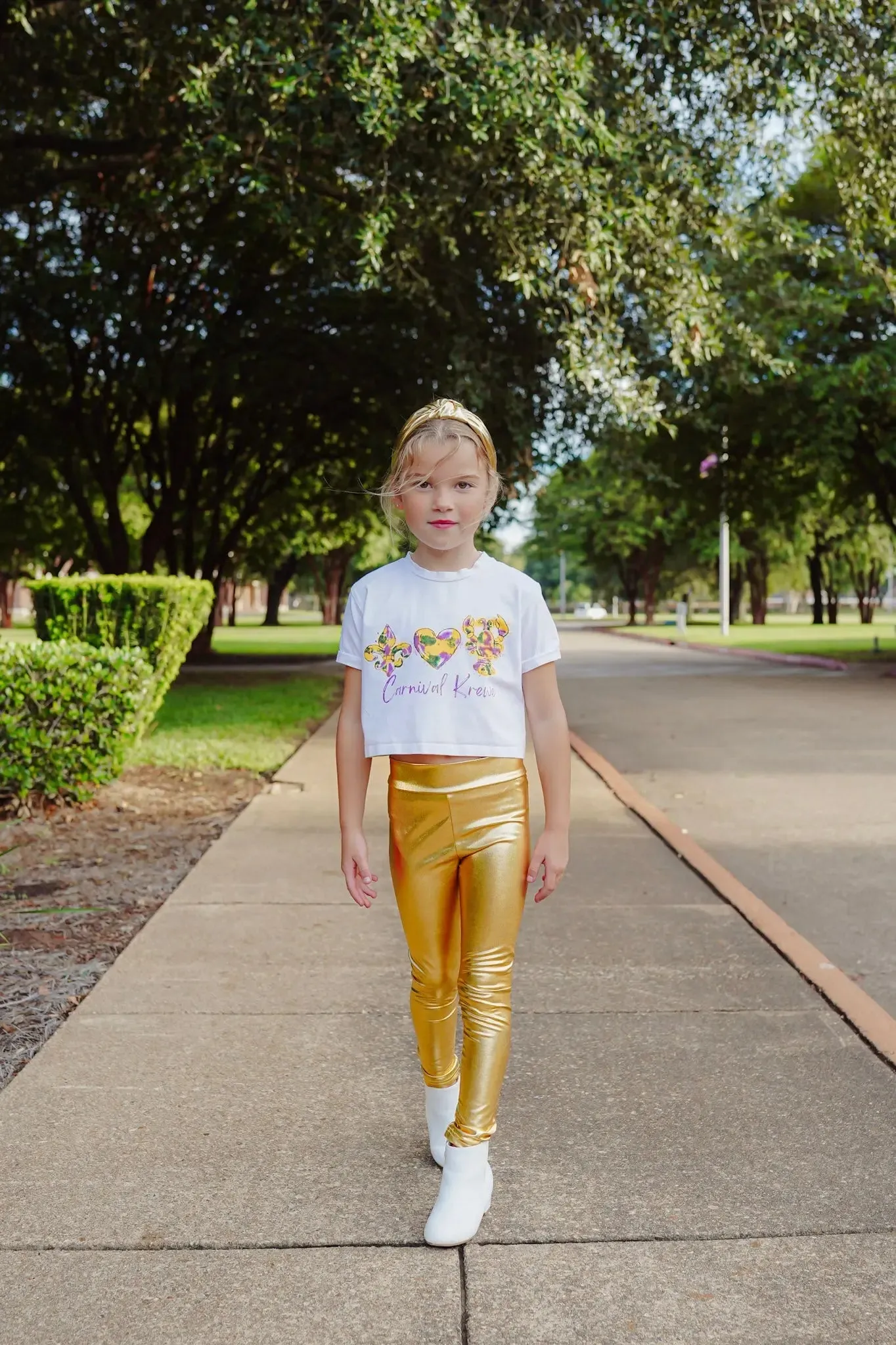 Never Basic Metallic Gold Ankle Bow Accent Leggings