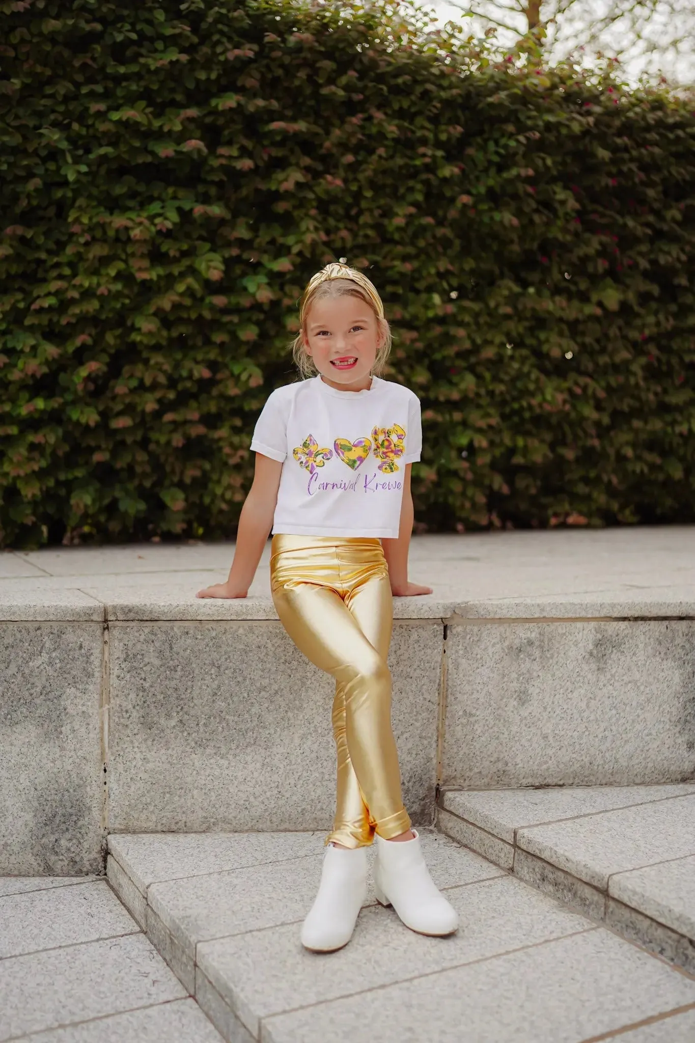 Never Basic Metallic Gold Ankle Bow Accent Leggings