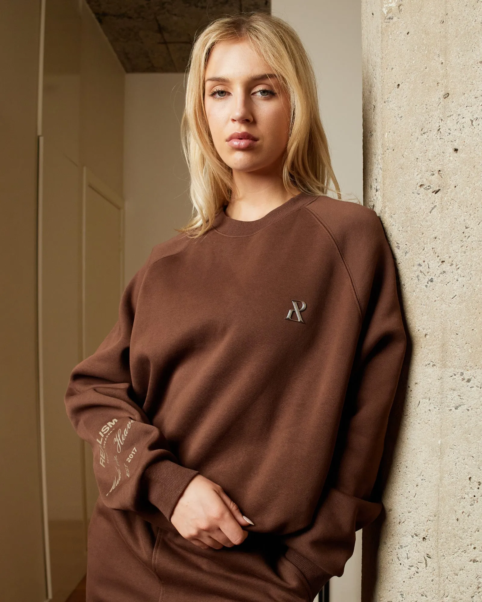 SSS REALISM RADIANT CREWNECK MOCHA