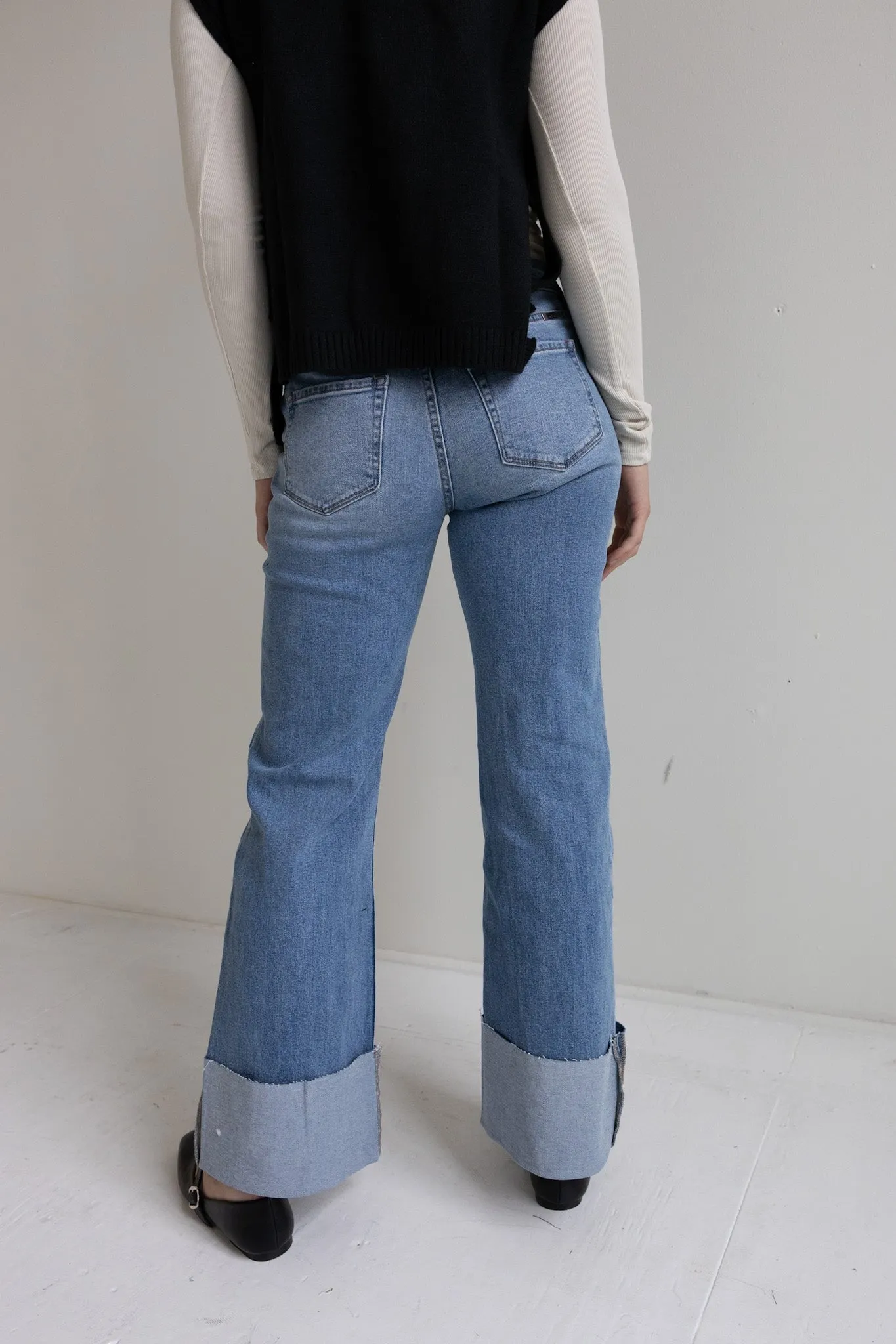 Straight-Leg Cuffed Hem Denim Jeans